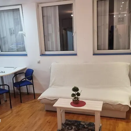 Veki's House Apartment