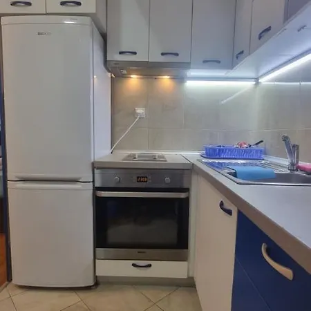 Veki's House דירה