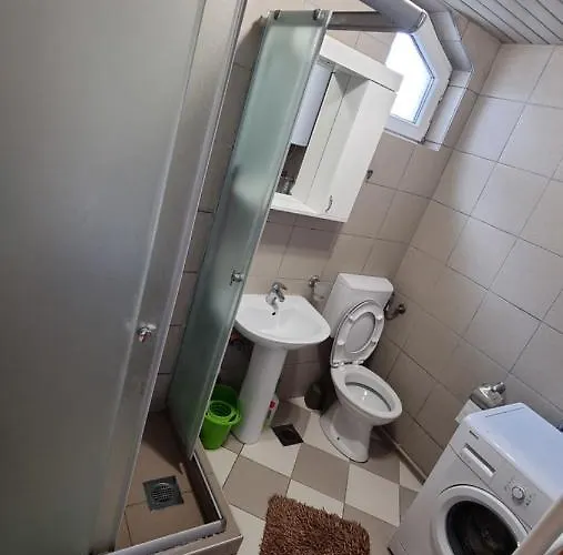 Veki's House Apartament *